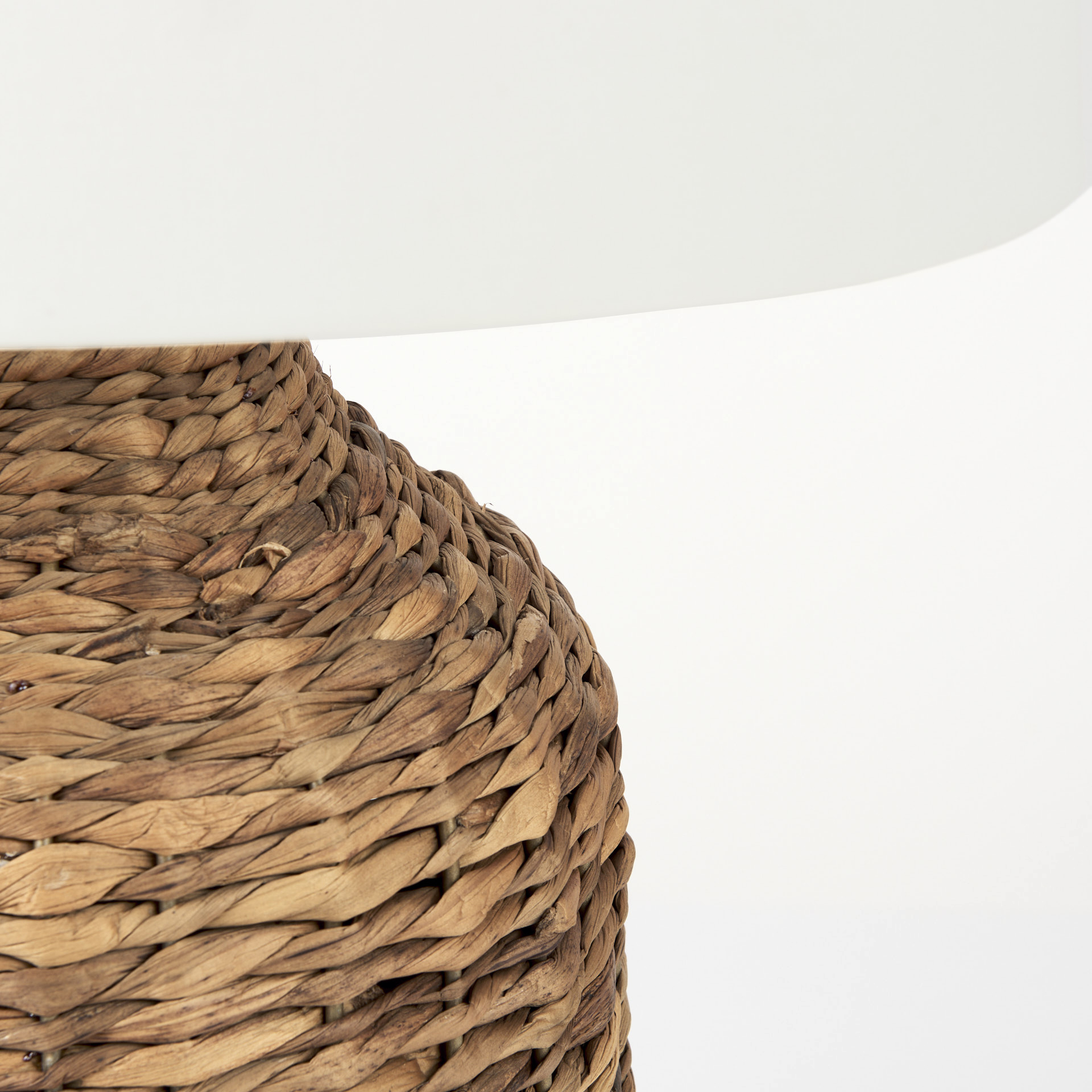 Campanile Wicker Table Lamp - Image 3